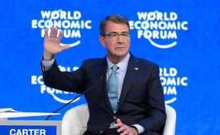 Le secrétaire américain à la Défense Ashton Carter le 22 janvier 2016 à Davos