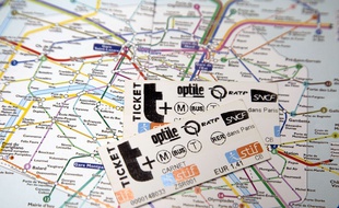 Des tickets de métro parisien.