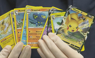 Les douanes chinoises saisissent 7,6 tonnes de fausses cartes Pokémon