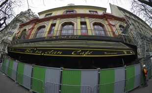 La façade du Bataclan, le 21 mars 2016