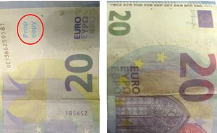 Ces faux billets portent la mention "prop copy".