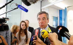François Fillon à son arrivée au bureau politique du parti Les Républicains le 18 juillet 2016 à Paris
