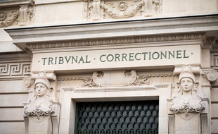 Le prévenu comparaissait devant le tribunal correctionnel de Paris le 20 mai 2019.