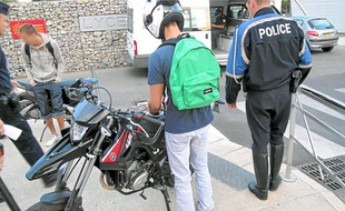 Un seul PV a été établi hier matin pour plaque d'immatriculation illisible.