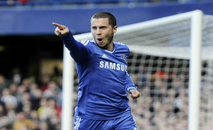 Eden Hazard célébrant son hat-trick face à Newcastle le 08 février 2014