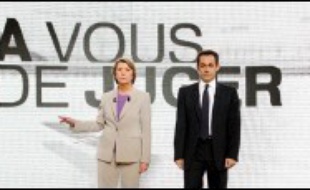 Augmentation du pouvoir d'achat, réformes des institutions, des régimes spéciaux, réduction de la dette, baisse du nombre des fonctionnaires: Nicolas Sarkozy a exposé jeudi sur France 2 sa "stratégie du changement" en matière économique, sociale et fiscale.