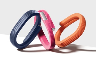 Le Jawbone UP24 est certainement le plus beau des bracelets connectés, mais aussi le plus cher.
