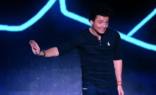 Kev Adams en tournée le 8 novembre 2014 à Bordeaux