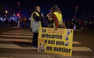 Des « gilets jaunes » à Paris.