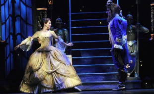 La comédie musicale La Belle et la Bête, au Théâtre Mogador, à Paris, le 24 octobre 2013.