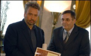 Le metteur en scène français Luc Besson a reçu jeudi le Sceau d'or de la Cinémathèque serbe pour son oeuvre cinématographique.