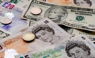Billets de livres sterling en 2007.