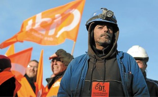 Un millier de salariés de l'industrie navale avaient manifesté le 14 février à Saint-Nazaire.