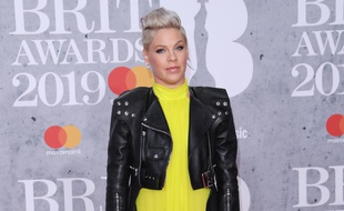 La chanteuse Pink aux Brit Awards