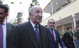 Abdelmadjid Tebboune se rendait à son bureau de vote, le 12 décembre 2019 à Alger.