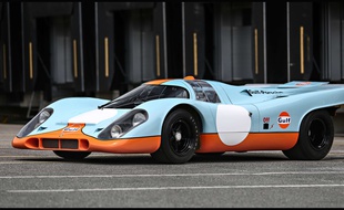 La légendaire Porsche 917K pilotée par Steve McQueen dans le film Le Mans.