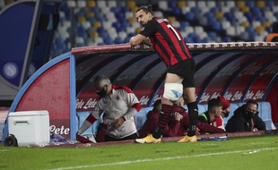 Ibrahimovic s'est blessé dimanche à Naples