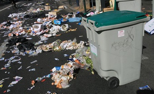 Illustration de la grève des poubelles.