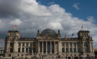 Ebranlée par la révélation de la découverte d'un "trésor nazi", l'Allemagne souhaite se doter d'une loi facilitant la restitution d'oeuvres d'art volées sous le IIIème Reich pour que justice soit rendue, presque 70 ans après la fin de la guerre.