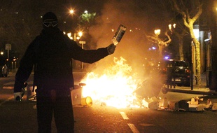 Un manifestant lors des incidents à Bastia, le 14 février 2016.