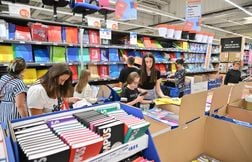 Bonne nouvelle, le coût des fournitures scolaires est en baisse !