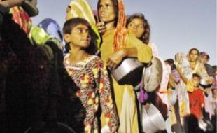 Les inondations au Pakistan (photo) nécessitent près de 215 millions d'euros de financement, selon l'Unicef.