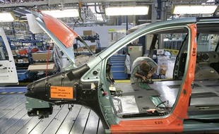 Une usine du groupe PSA dans le Nord (Illustration).