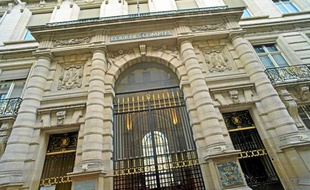 Un rapport de la Cour des comptes épinglant les dépenses en communication des ministères a été rendu public jeudi.