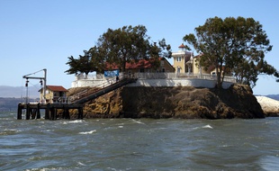 Le phare de l’île d’East Brother cherche de nouveaux gardiens.
