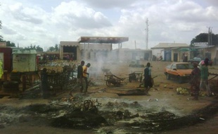 Au moins 36 personnes ont été tuées et une centaine blessées dans les attentats ayant visé dimanche des églises de l'Etat de Kaduna (nord du Nigeria), et les émeutes de chrétiens en colère qui ont suivi, selon des bilans de la police et des secours.