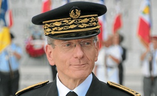 Le préfet Adolphe Colrat, lundi.