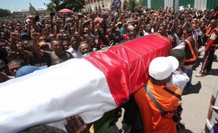 Emeutes et pillages ont fait au moins 68 morts dans le pays depuis lundi, selon un bilan établi mercredi par la gendarmerie malgache.