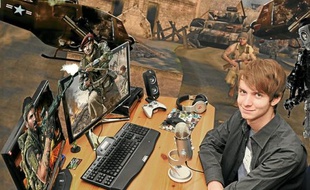 Benoît, alias Diablox9 chez lui, dans l'espace qui lui sert pour enregistrer ses vidéos.