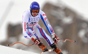 Le skieur français Jean-Baptiste Grange, lors de l'entraînement à la descente des championnats du monde de Val d'Isère, le 5 février 2009.