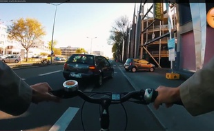 Le film, tourné à Nantes, est réalisé par l'association Place au vélo.