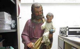 La statue abandonnée dans l'Aude.