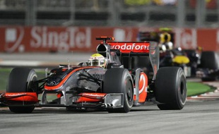 Lewis Hamilton, vainqueur du Grand Prix de Singapour, le 27 septembre 2009.