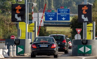 Un péage sur une autoroute dans le nord de la France