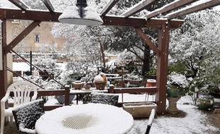 De la neige, ce jeudi matin, à Lagrasse, dans l'Aude