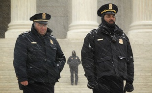 Policiers à Washington.