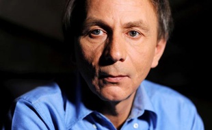 Michel Houellebecq, dans le Café Picouly, sur France 5, le 6 juin 2010 à Paris