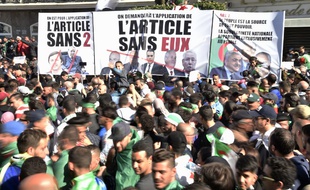 Les Algériens ont manifesté, le 29 mars 2019, contre le président Abdelaziz Bouteflika à Alger.