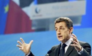 Nicolas Sarkozy, hier, s'exprimant devant 1 700 cadres de Pôle emploi.
