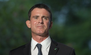 Le Premier ministre Manuel Valls a présenté un plan d'aide aux agriculteurs après des récoltes désastreuses