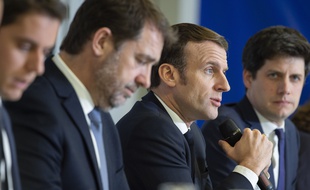 Emmanuel Macron, Roxana Maracineanu, la ministre des Sports et Julien Denormandie, le ministre de la Cohésion des territoires à Mulhouse, le 18 février 2020.