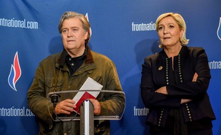 Le 16e congrès du Front national a ouvert ses portes samedi 10 mars 2018 à Lille avec la présence inattendue de l'ex-conseiller de Donald Trump Steve Bannon.