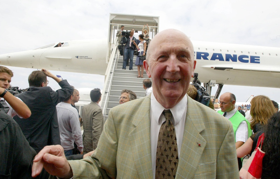 1 Quand Les Pilotes Jouent Avec La Mort André Turcat, premier pilote du Concorde, est décédé