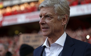 Arsène Wenger ne serait finalement pas hors-course pour le poste d'entraîneur du Bayern Munich.