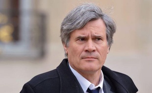 Le ministre de l'Agriculture, Stéphane Le Foll, a estimé lundi soir qu'"être riche et de gauche" était "tout à fait compatible, l'Histoire en est pleine", après la publication des déclarations de patrimoine des membres du gouvernement.