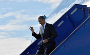 Barack Obama a affirmé mercredi que c'était au monde entier de faire respecter la "ligne rouge" interdisant le recours aux armes chimiques, et a appelé ses partenaires à ne pas rester silencieux face à la "barbarie" en Syrie.